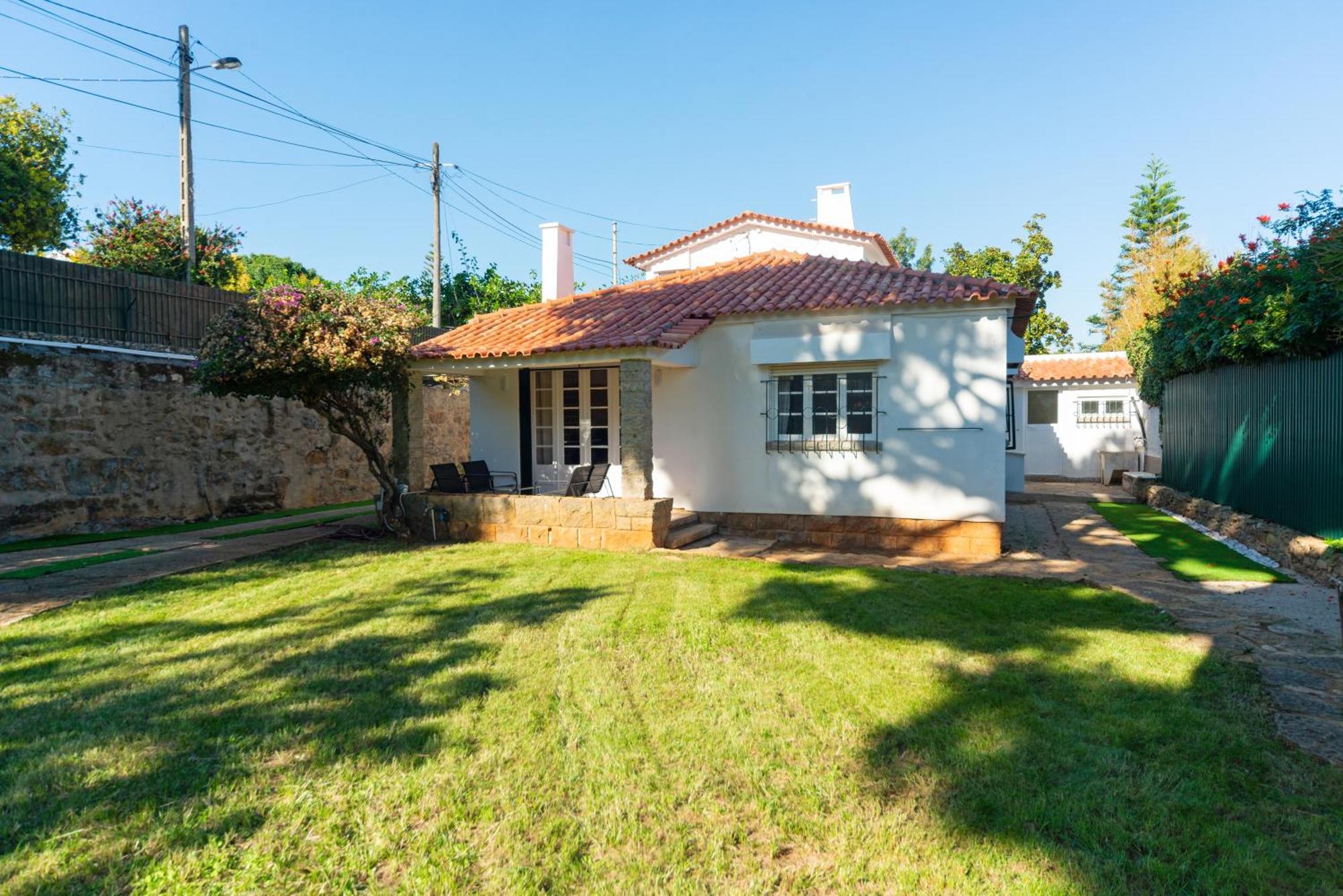 4-Bedroom House In Cascais, Near Guincho Beach Экстерьер фото