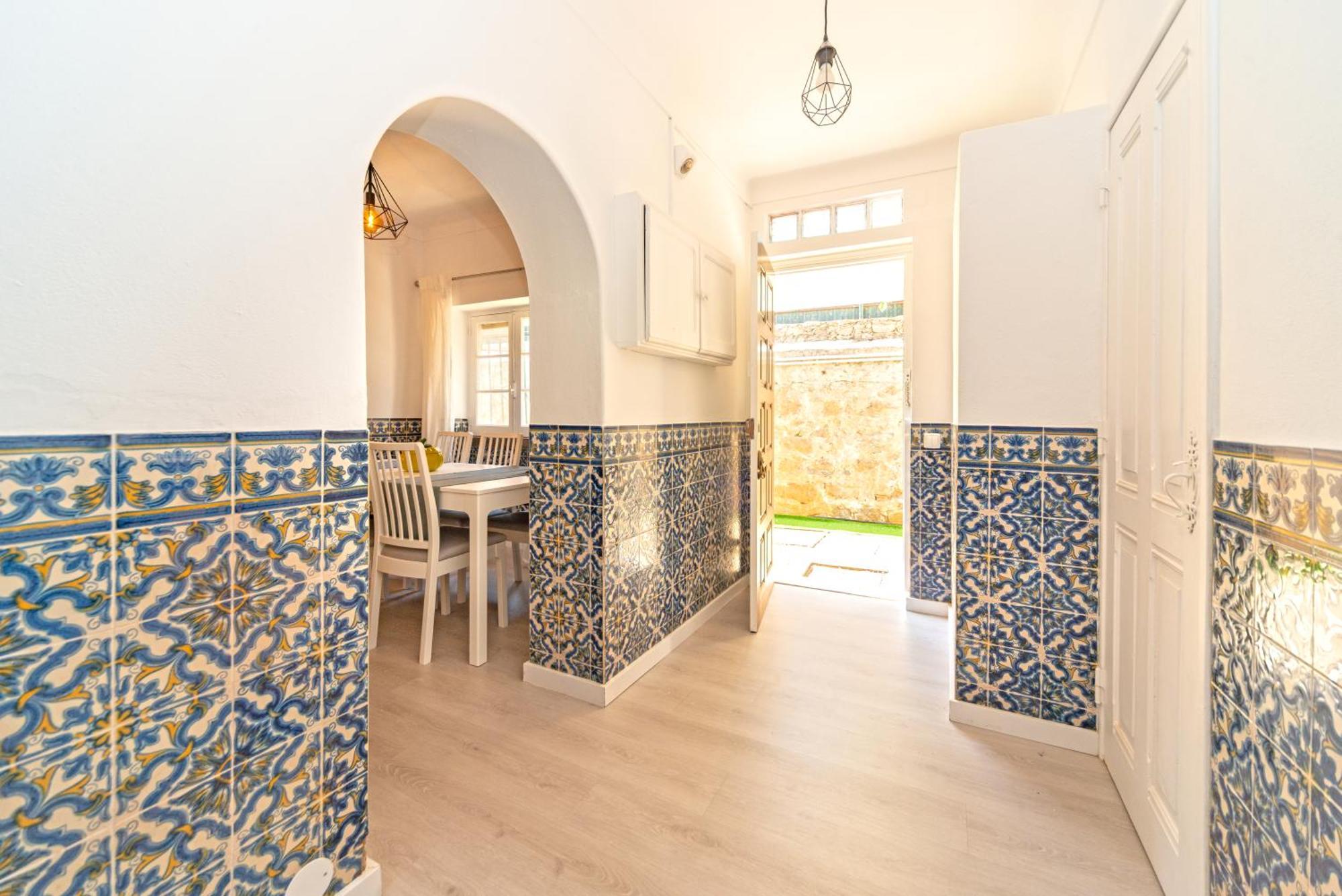 4-Bedroom House In Cascais, Near Guincho Beach Экстерьер фото