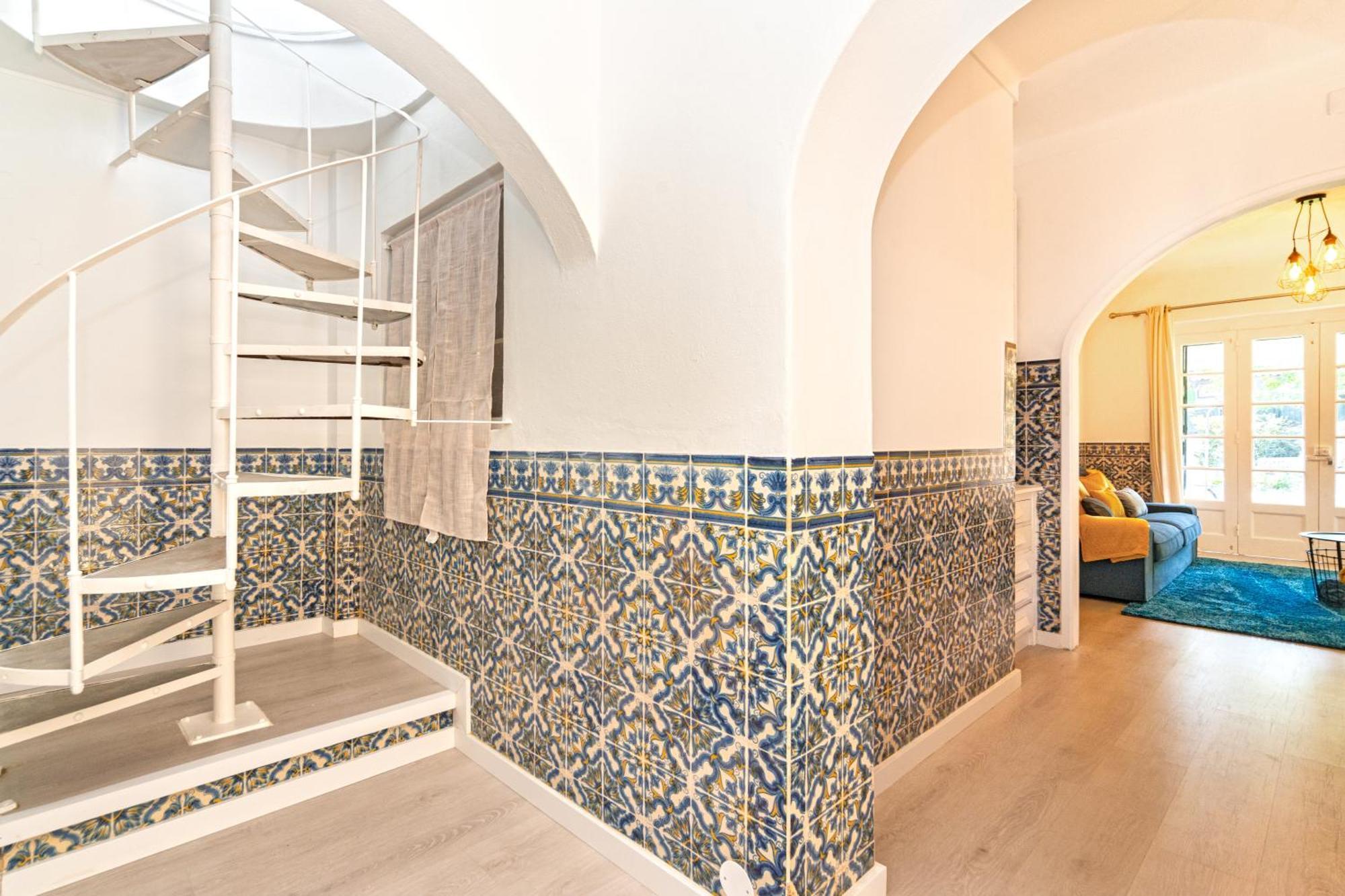 4-Bedroom House In Cascais, Near Guincho Beach Экстерьер фото